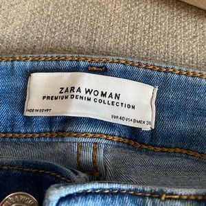 ZARA Women Size 8 Jeans!